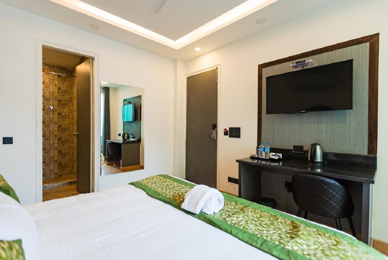 Mayur By Roomsinc Delhi New Delhi Exterior photo