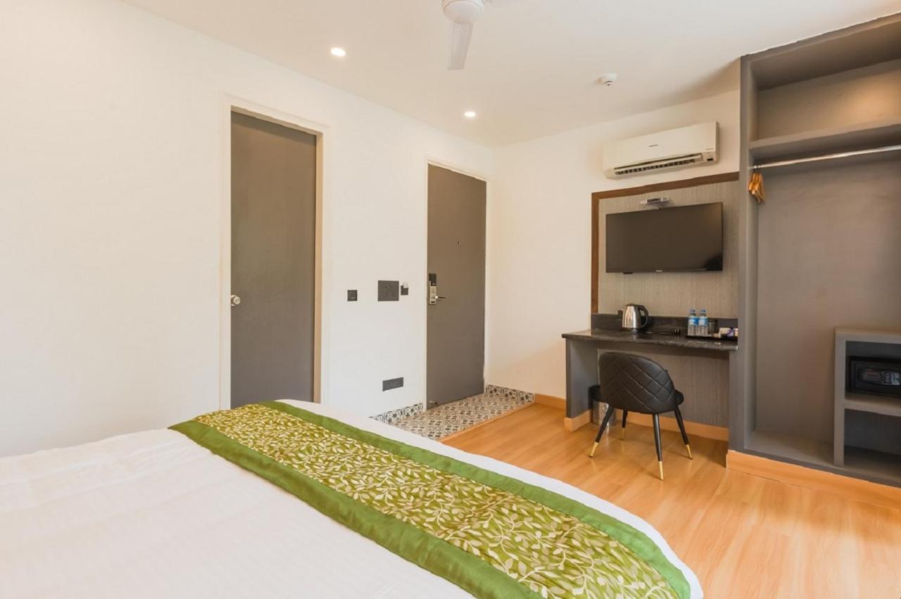 Mayur By Roomsinc Delhi New Delhi Exterior photo